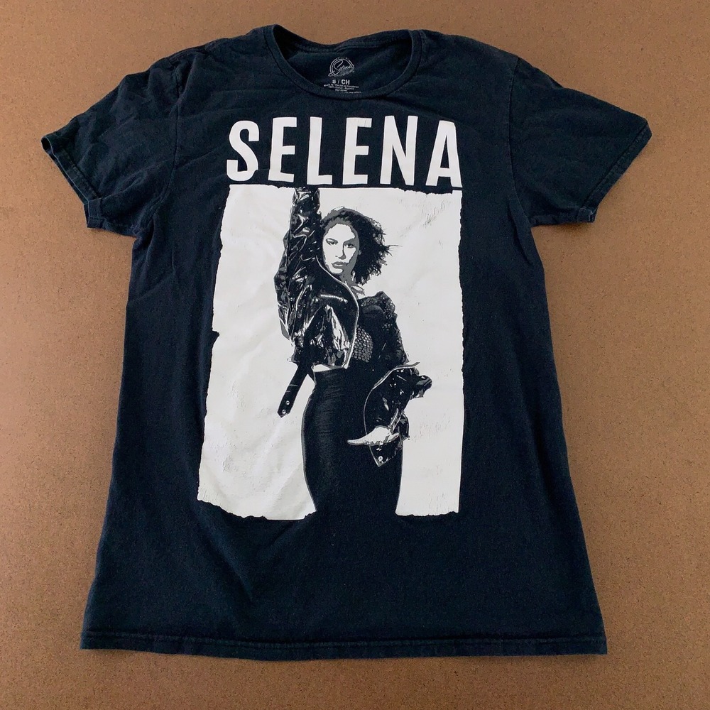 Selena Quintanilla Adult Size Small Black White Graphic Distressed T-Shirt
